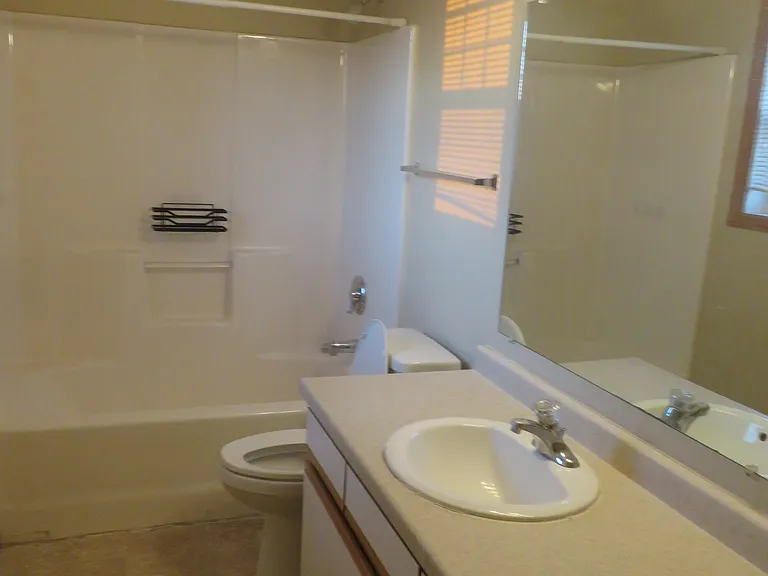 4210 47th St S #L — Photo 12