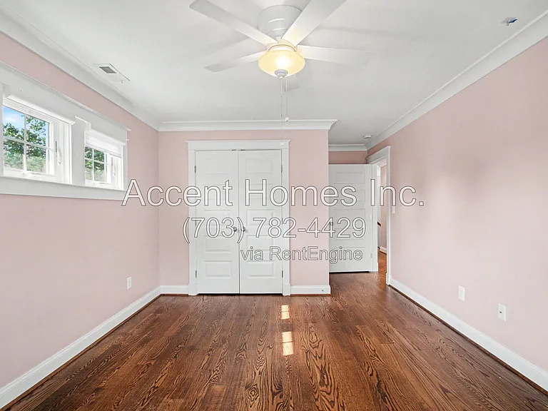 14 W Caton Ave — Photo 19