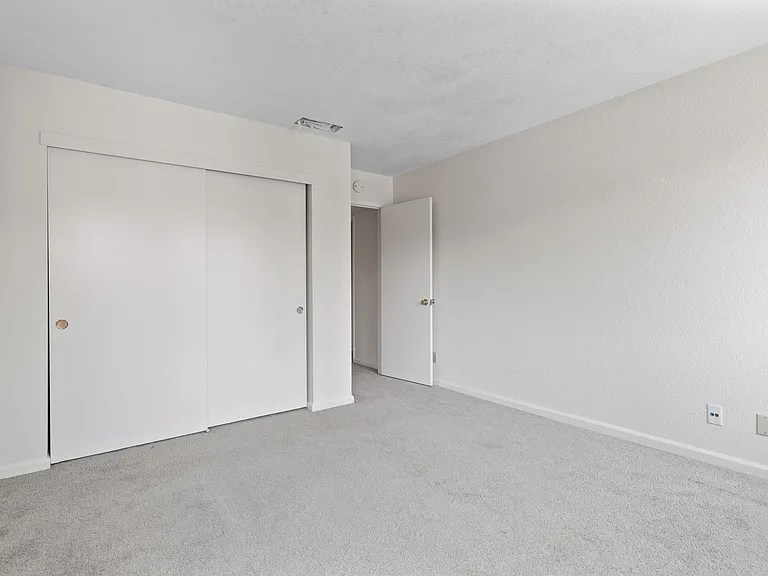 6967 Stagecoach Rd #G — Photo 24