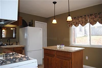 5th image of 8306 Saint Clair Ave