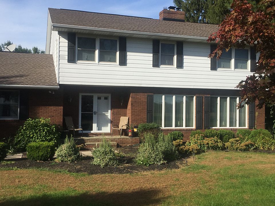 1st image of 903 N Bradley Ave