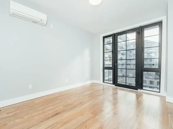 115 Stanwix Street 303 image 3 of 27