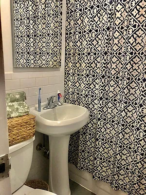 Rented by Buchbinder & Warren | media 31