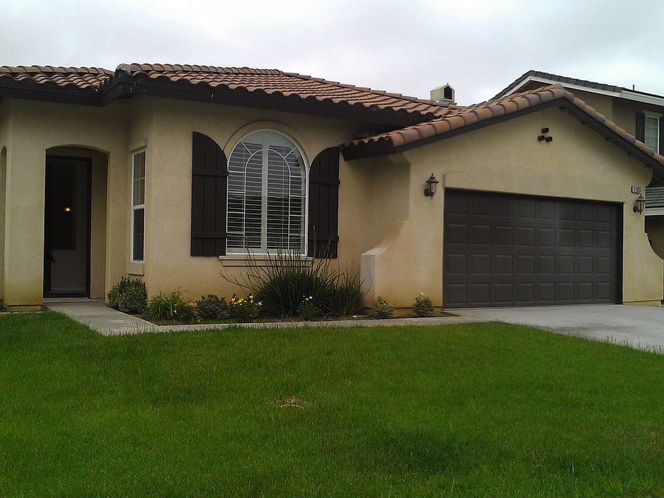 1st image of 31083 Manford Dr