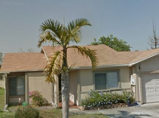 9681 W Daffodil Ln, Miramar, FL 33025