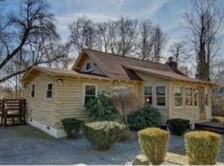 14 Old Town Trl, Narragansett, RI 02882