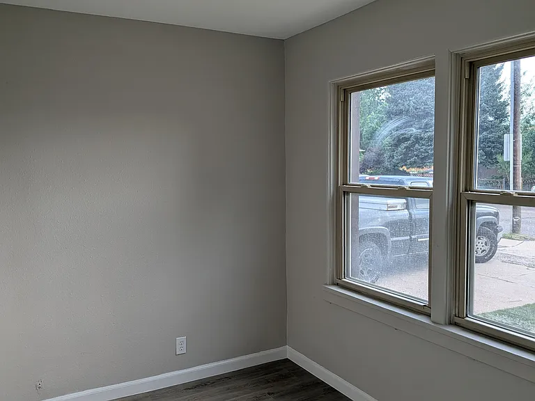 4886 S Logan St #1 — Photo 3