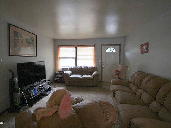 3rd image of 1285 Brookcross St SE