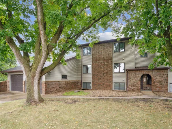 3909 Bradley Rd, Waterloo, IA 50701