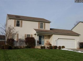 3448 42nd St, Canfield, OH 44406
