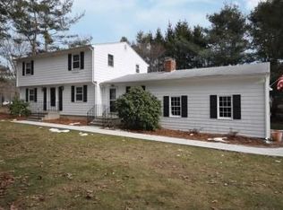 209 Edmond Dr, North Kingstown, RI 02852