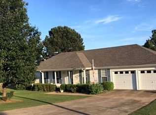 128 County Road 438, Killen, AL 35645