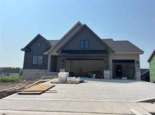 1393 S Lotus Pl, West Des Moines, IA 50266