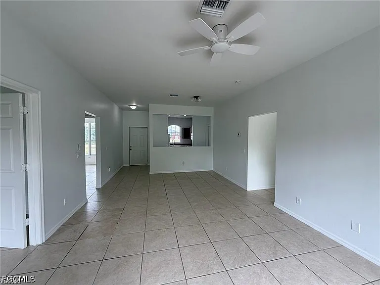 3967 Sunset Rd — Photo 2