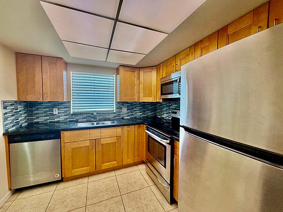 3rd image of 5811 NE 14th Rd APT 4