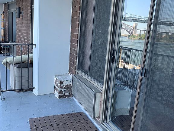 5th image of 25-40 Shore Blvd #2Q