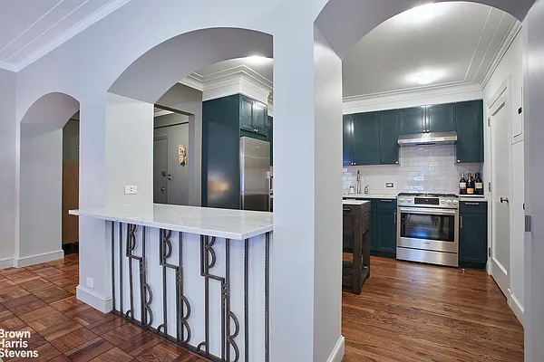 Rented by Brown Harris Stevens | media 10