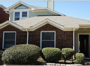 2925 Hunters Point Ln, Carrollton, TX 75007