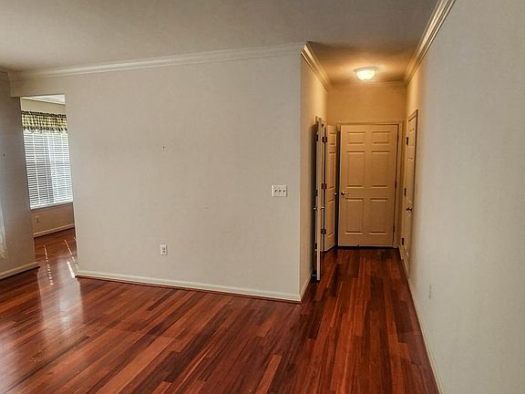 3rd image of 1599 Homeland Dr Unit 3E