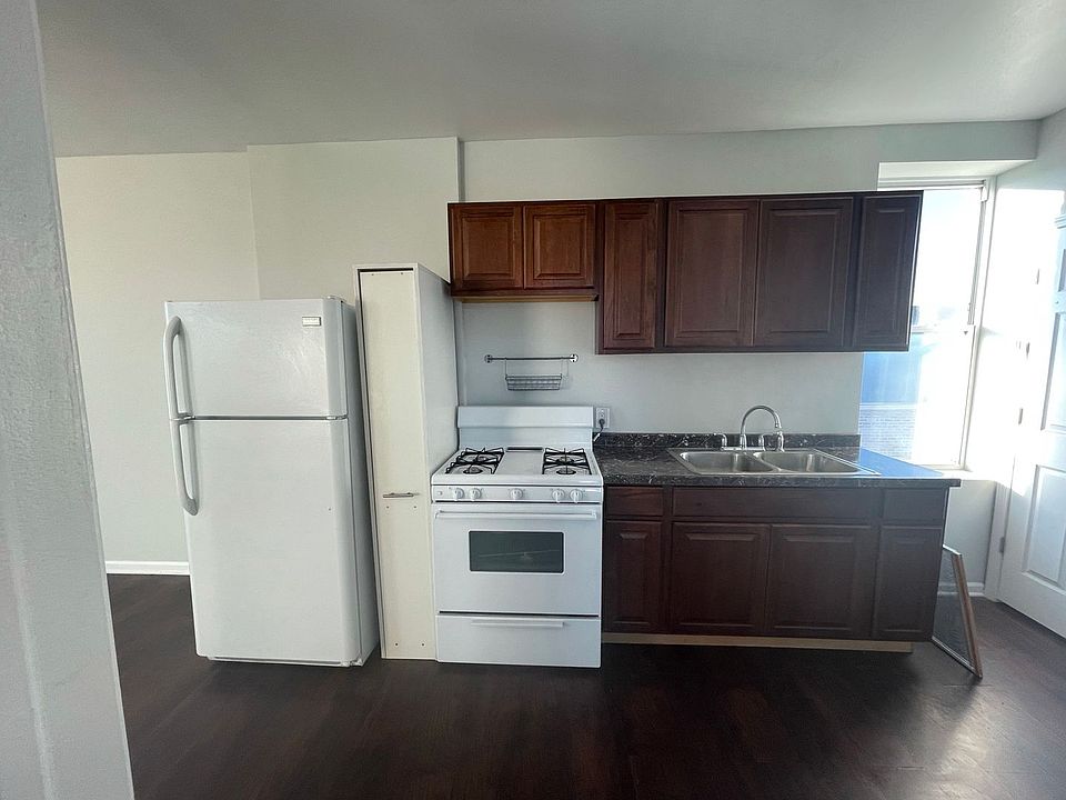 1st image of 2431 S Christiana Ave APT 3R