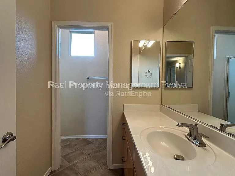 425 W Rio Salado Pkwy #317 — Photo 40
