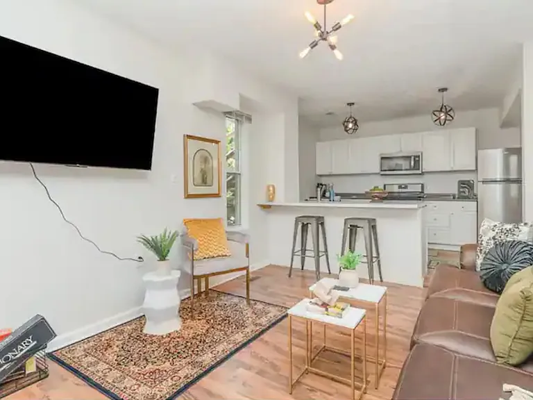 916 Mount Hope Ave #2 — Photo 8