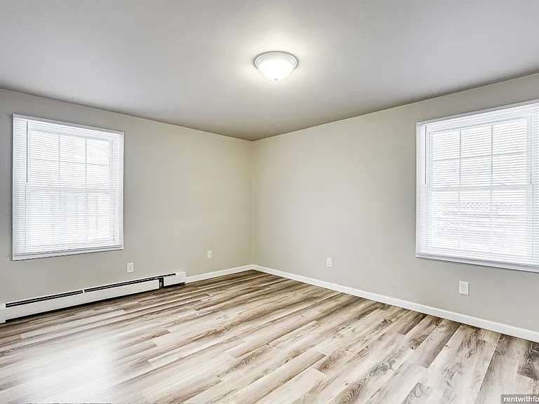 2032 Preble Ave. — Photo 6