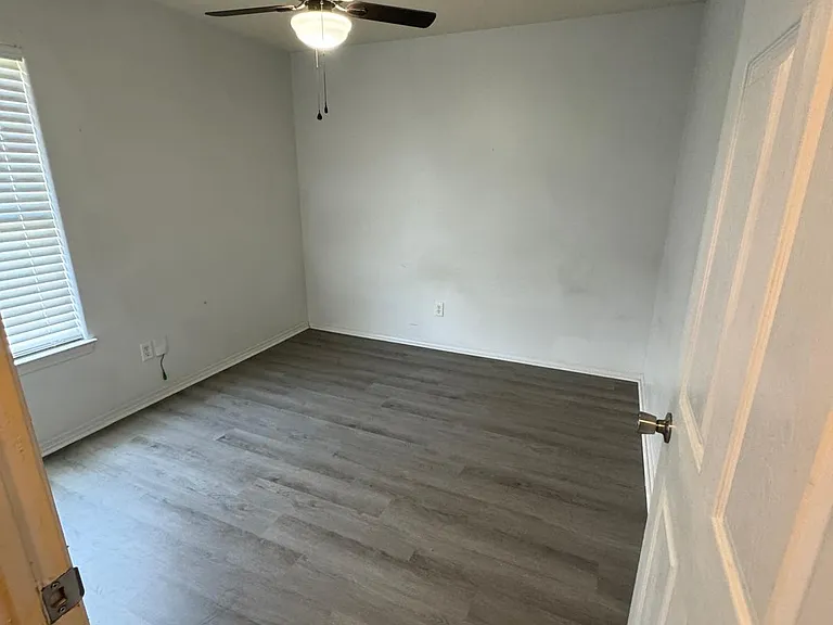 4100 SW Chasestone Ave #B — Photo 10