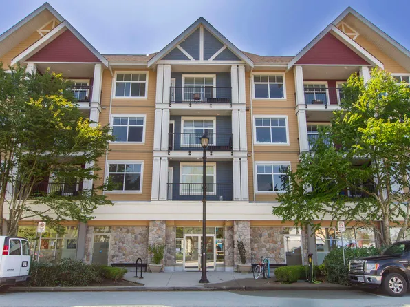 1336 Main St #207, Squamish, BC V8B 0R2