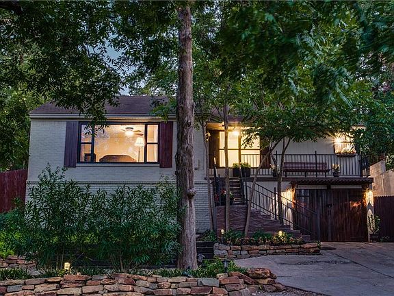 2nd image of 3026 W Jefferson Blvd