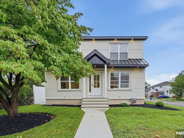 60 Lasalle Ave, Hasbrouck Heights, NJ 07604