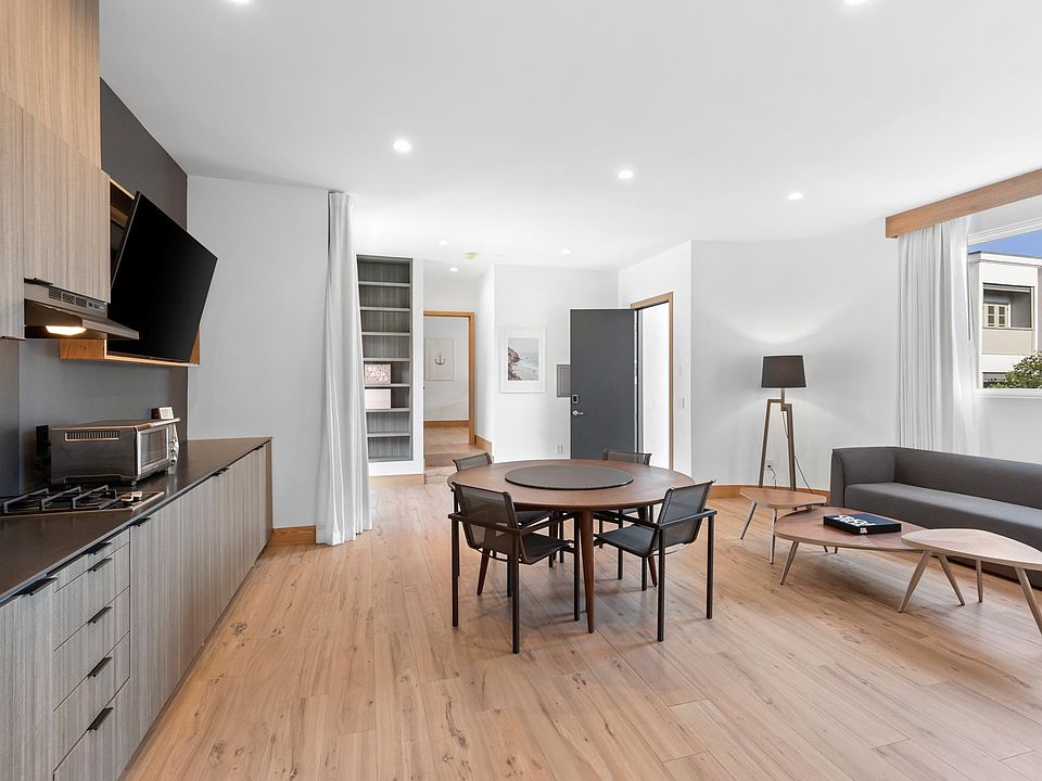 Enjoy plenty of natural light in the cosy living room.