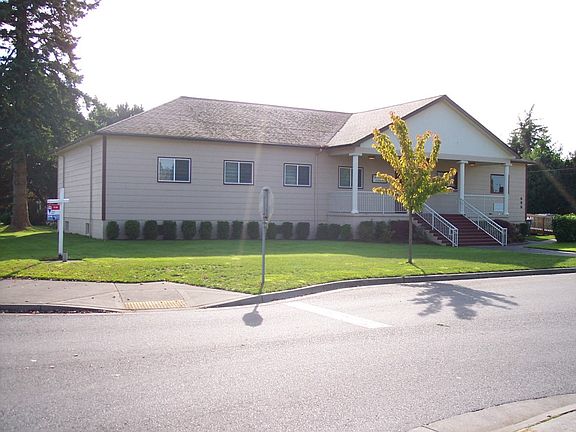 5th image of 495 Cherry St