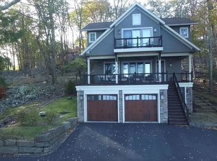 63 Lake Dr, Lake Harmony, PA 18624