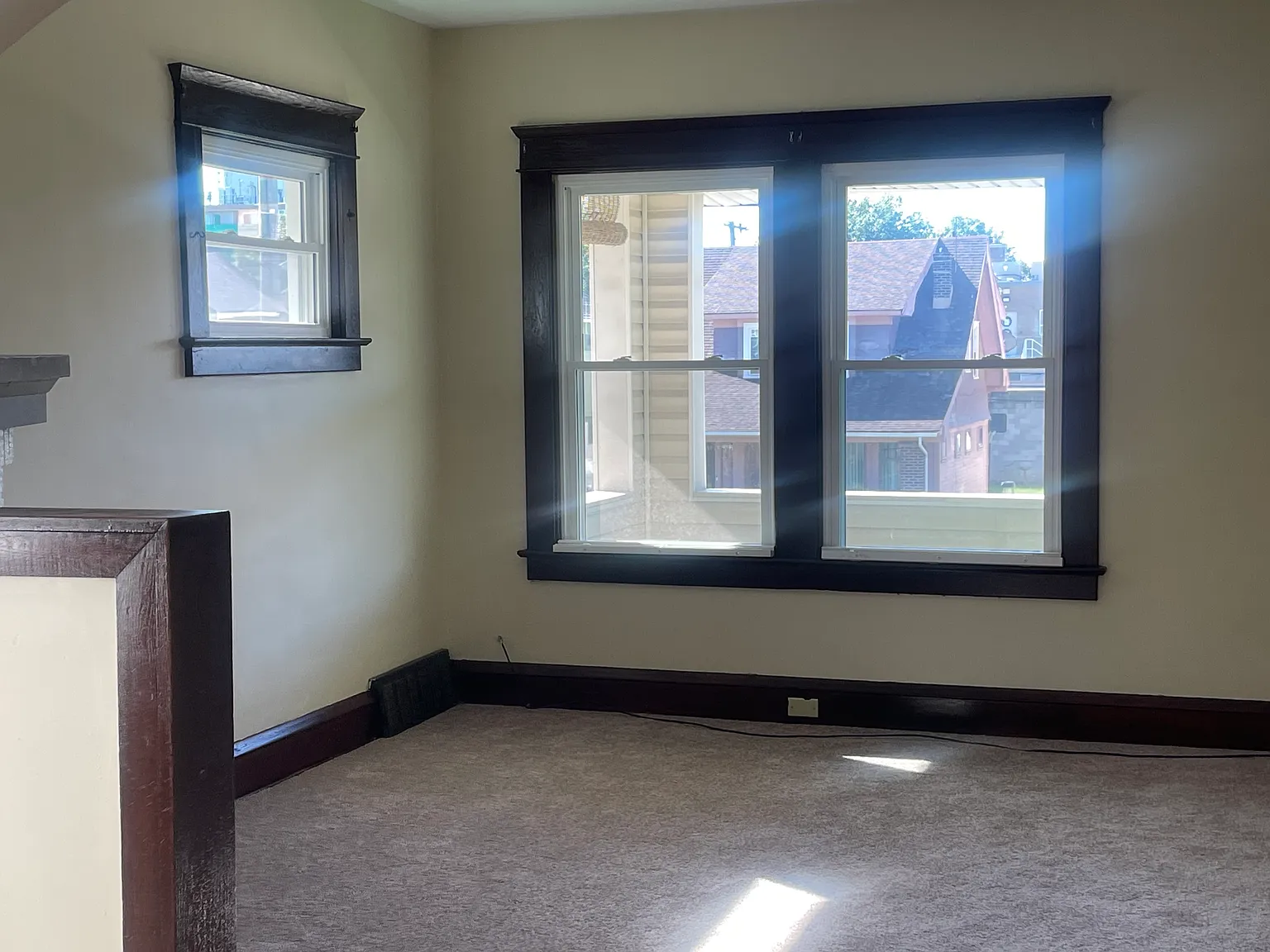 11827 Buckingham Ave — Photo 4