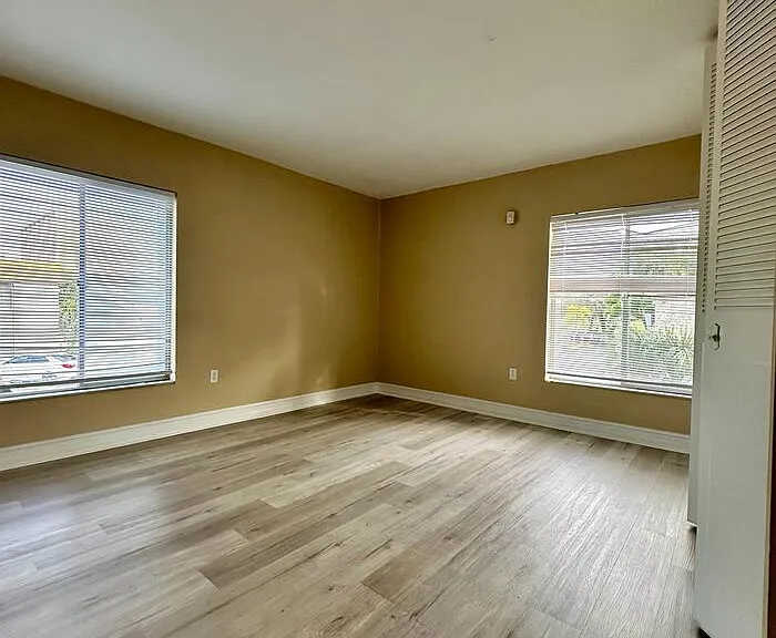 1830 Maravilla Ave #321 — Photo 14