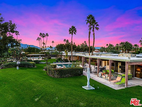 3rd image of 71111 Tamarisk Ln