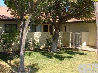 26792 Lakeview Dr, Helendale, CA 92342