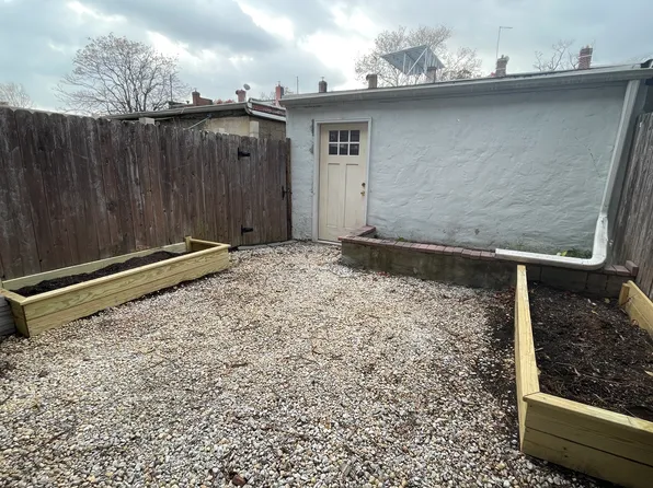 682 East 42nd Street image 9 of 10