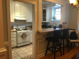 1337 E Morehead St, Charlotte, NC 28204