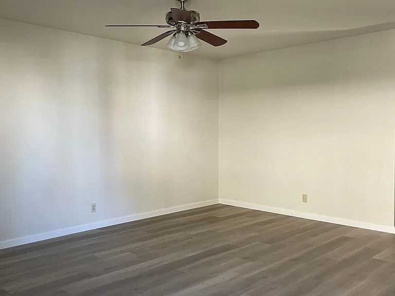7180 Bark Ln — Photo 6