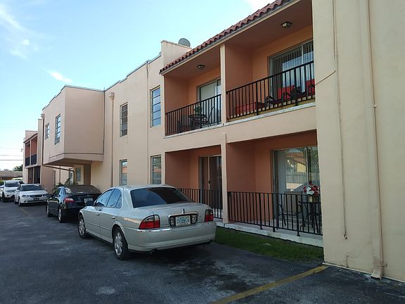 3rd image of 3501 W 11th Ave APT 102