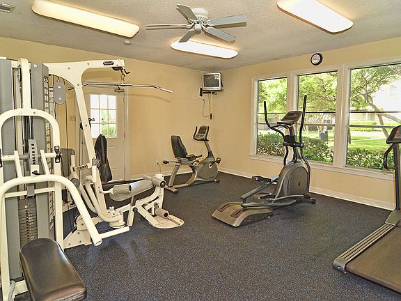 4th image of 12342 Hunters Chase Dr APT 3422