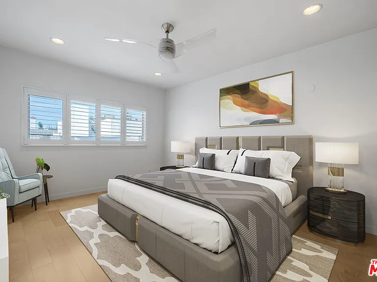 8550 Holloway Dr #405 — Photo 19