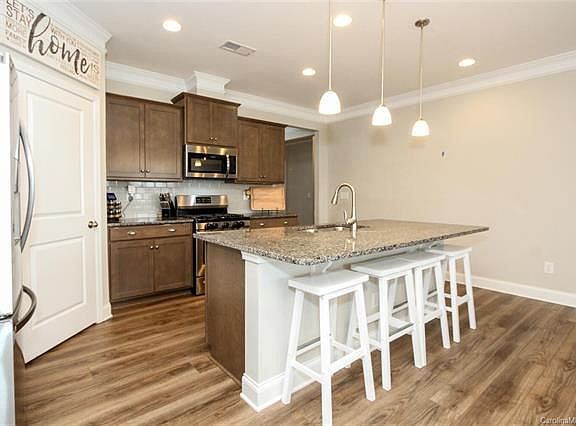 4th image of 523 Belle Grove Dr #269