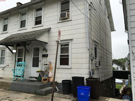 3rd image of 1350 Vienna St