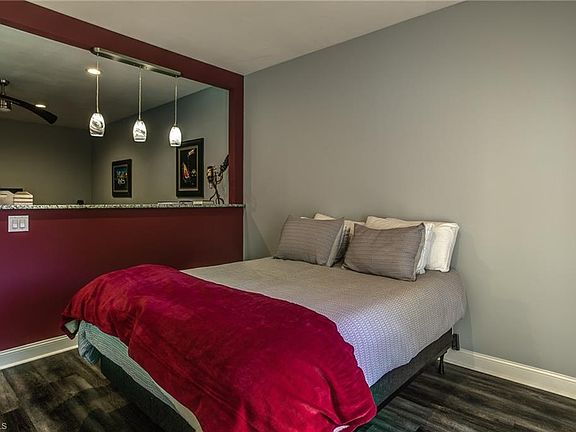 2nd image of 40 Club Villa Dr #506