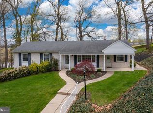 1863 Radnor Rd, York, PA 17402