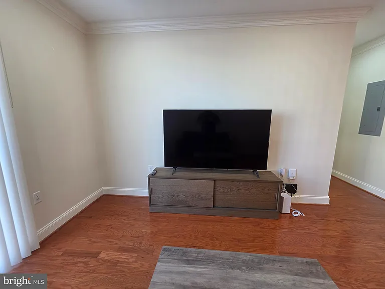 38 Maryland Ave #Penthouse 608 — Photo 11