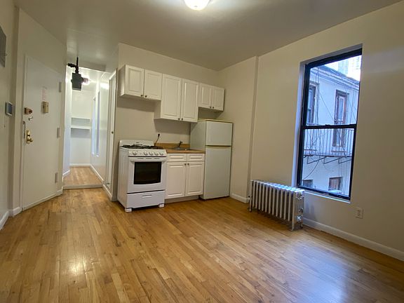2nd image of 414 W 56th St APT 19